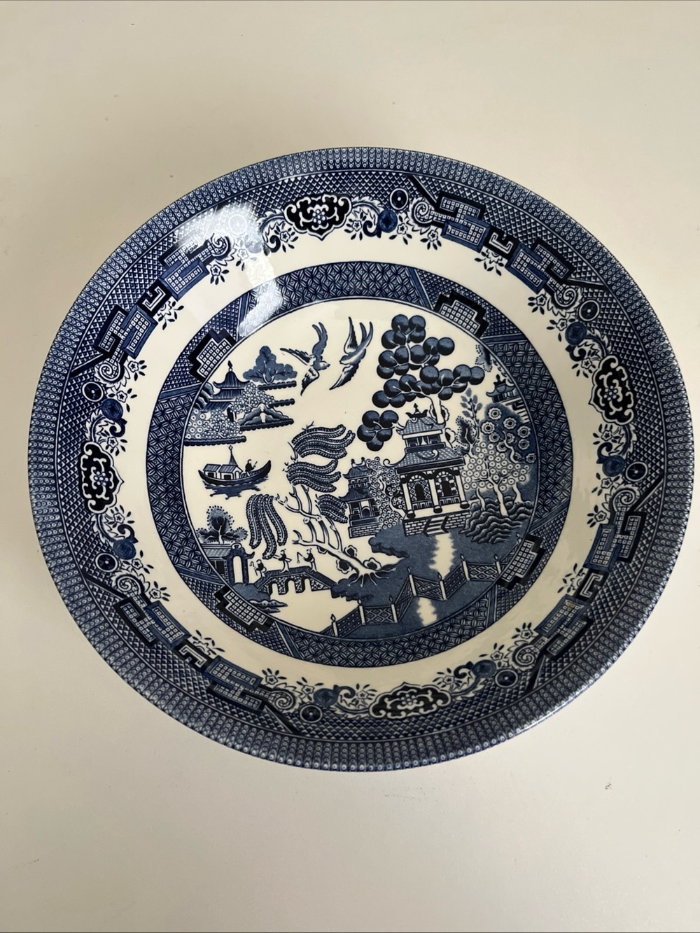 Blue Willow Churchill England China Serving Vegetable Bowl 9.5” EC Blue White